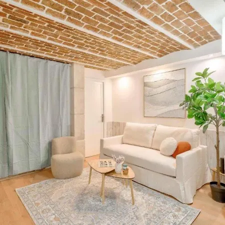 Appartamento 10mn Paris Ligne H - Parking Privé- Souplex - équipé - De 1 à 8 Personnes